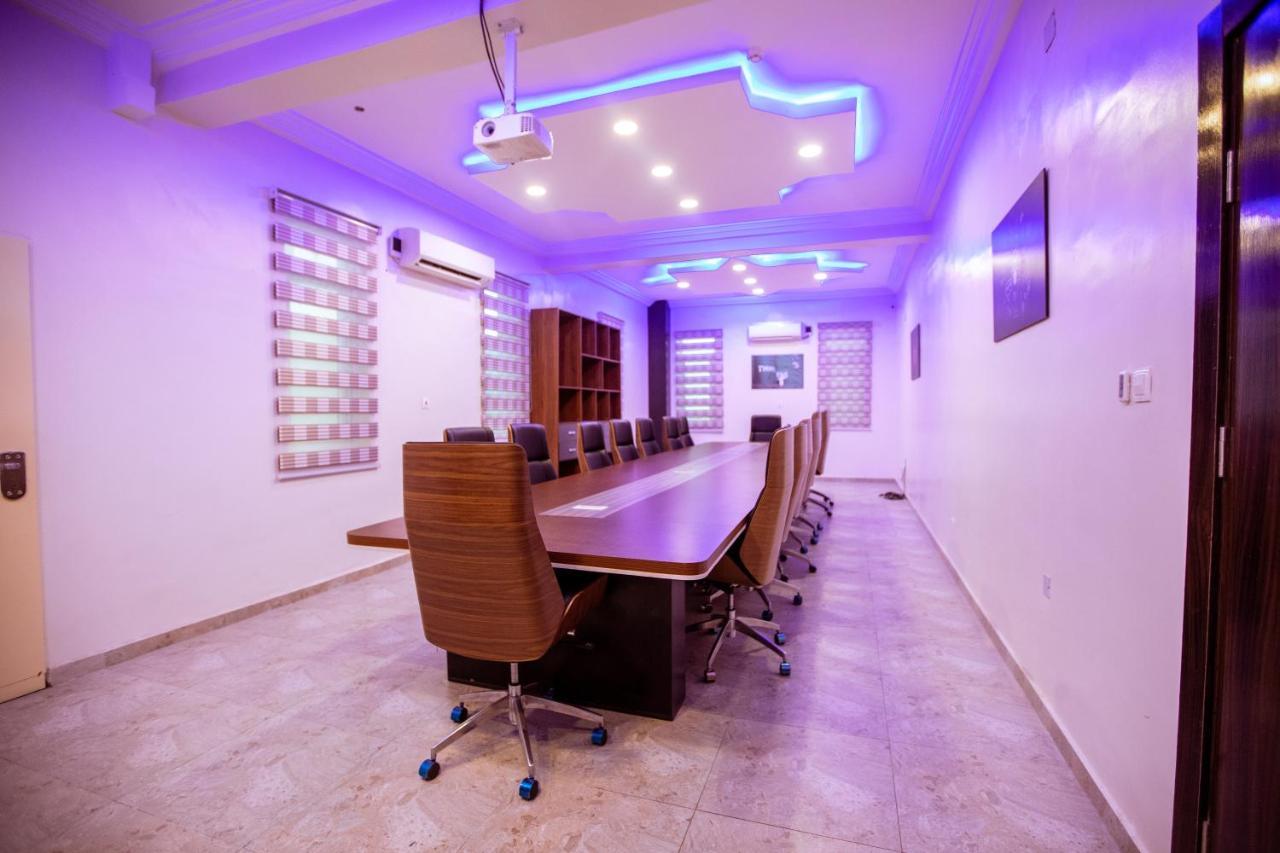 Apartment 79 Hotel & Suite Ikeja Extérieur photo