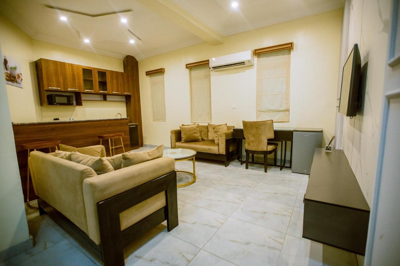 Apartment 79 Hotel & Suite Ikeja Extérieur photo