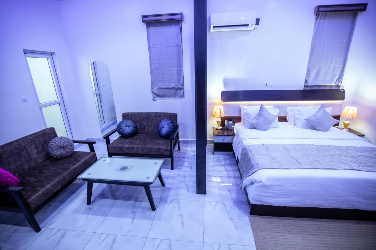 Apartment 79 Hotel & Suite Ikeja Extérieur photo