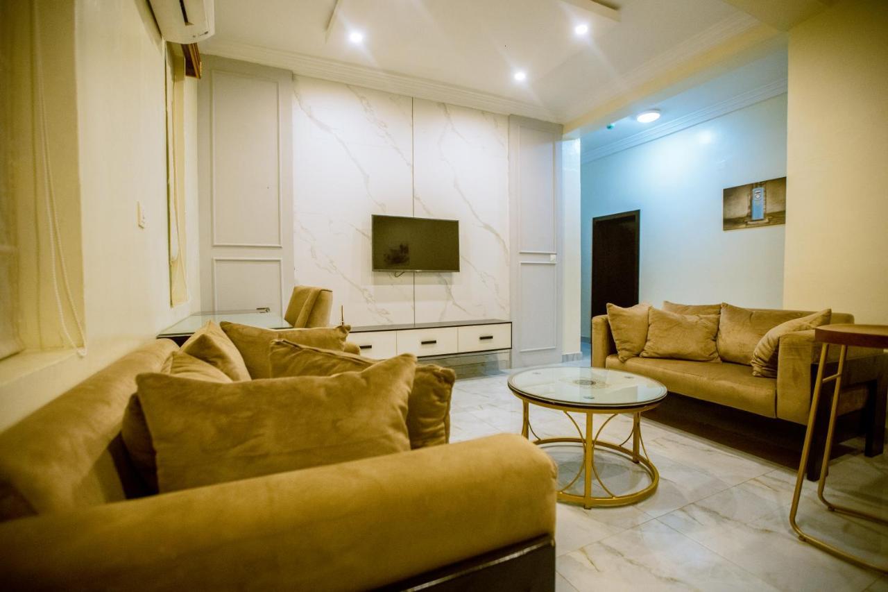 Apartment 79 Hotel & Suite Ikeja Extérieur photo